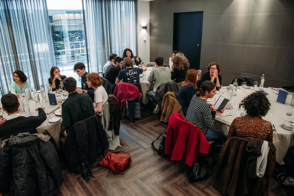 Eine Delegation junger Journalist*innen der Jugendpresse Deutschland im EU-Parlament in Brüssel (Foto: Kurt Sauer)