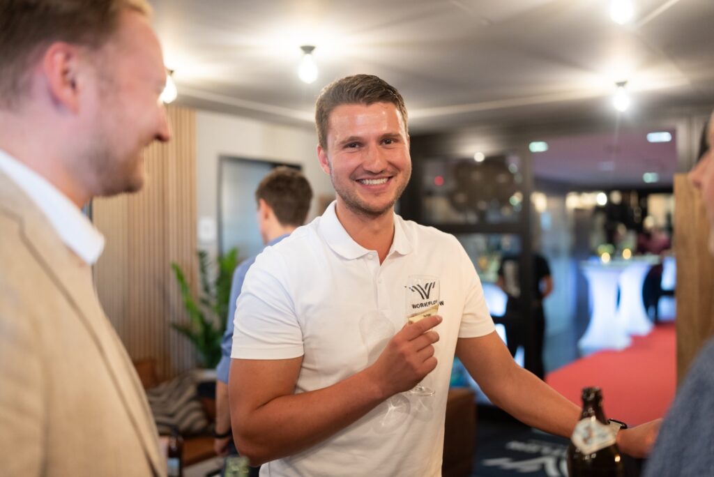 Franz Flemming feiert die Büroerföffnung von Workflow Offices im MDR-Tower in Leipzig
