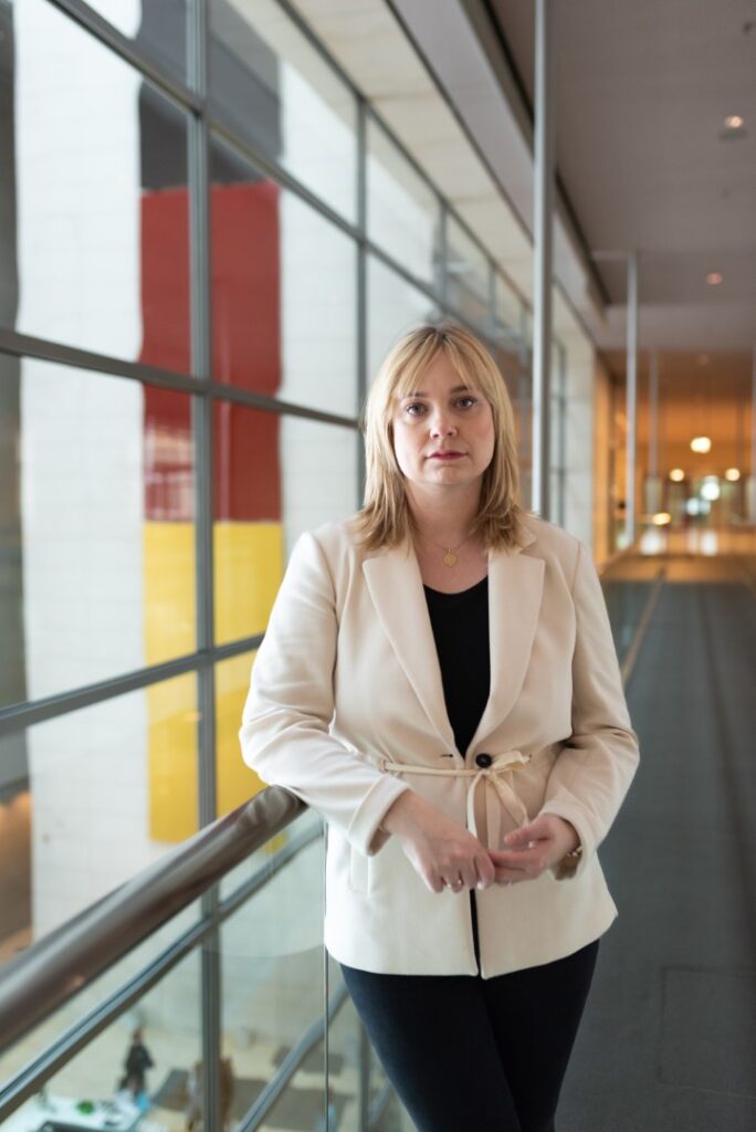 Bundestagsabgeordnete Marja-Liisa Völlers, SPD, Sprecherin des Seeheimer Kreises, im Paul-Löbe-Haus des Deutschen Bundestages (Foto: Kurt Sauer)